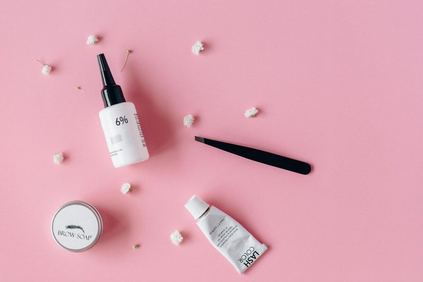 Elevate Your Style: Stylish Ways to Rock a Chunky Wool Sweater for Sophisticated Evenings in the Welsh Countryside